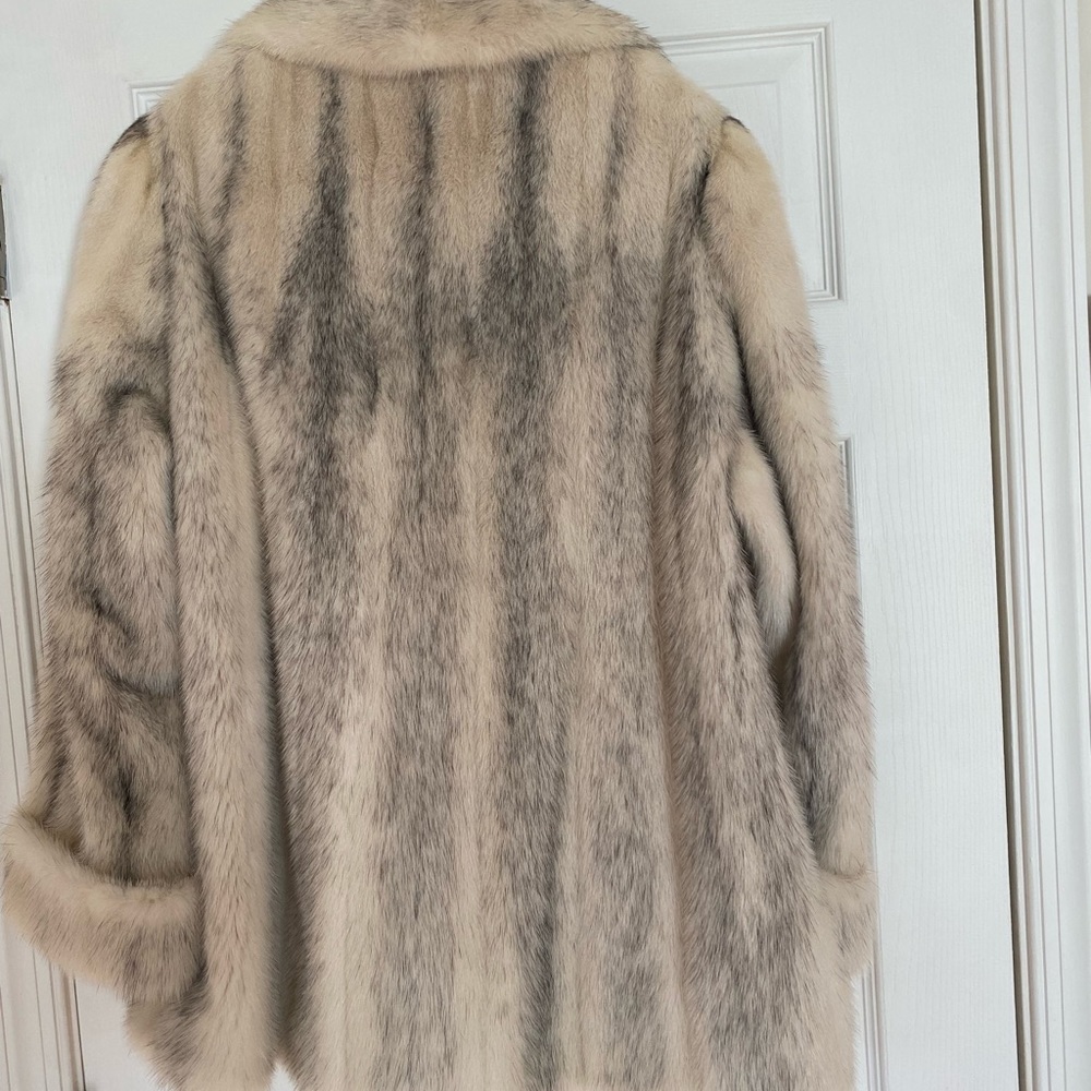 Mink Jacket size small - Picture 2 of 8